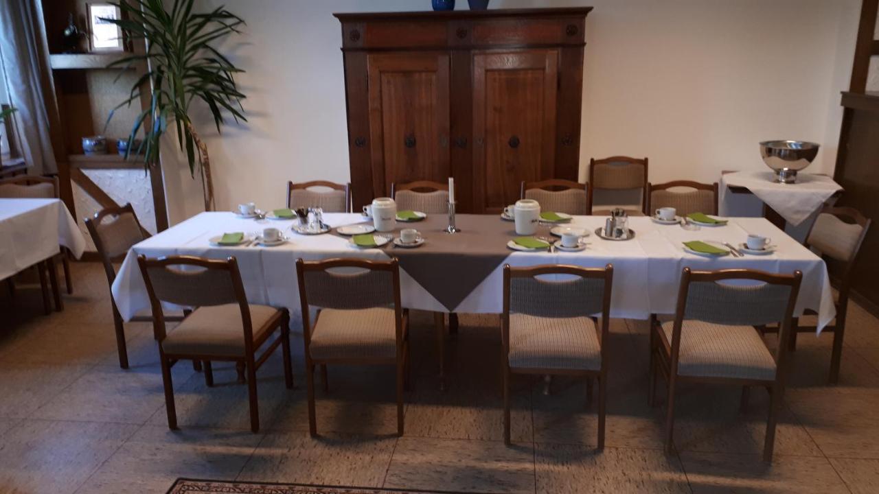 וונסטורף Gasthaus Deutsches Haus Garni מראה חיצוני תמונה