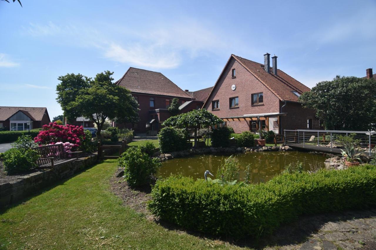 וונסטורף Gasthaus Deutsches Haus Garni מראה חיצוני תמונה